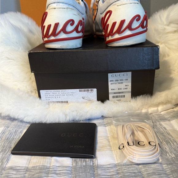 Gucci Women's Sneakers - Red, Blue, White - Picture 6 of 6